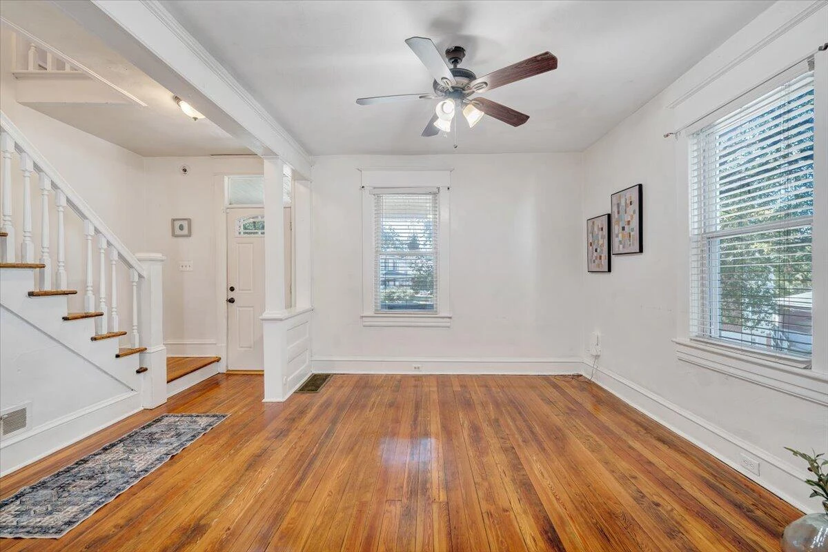 1008 5th ST SE - Photo 11