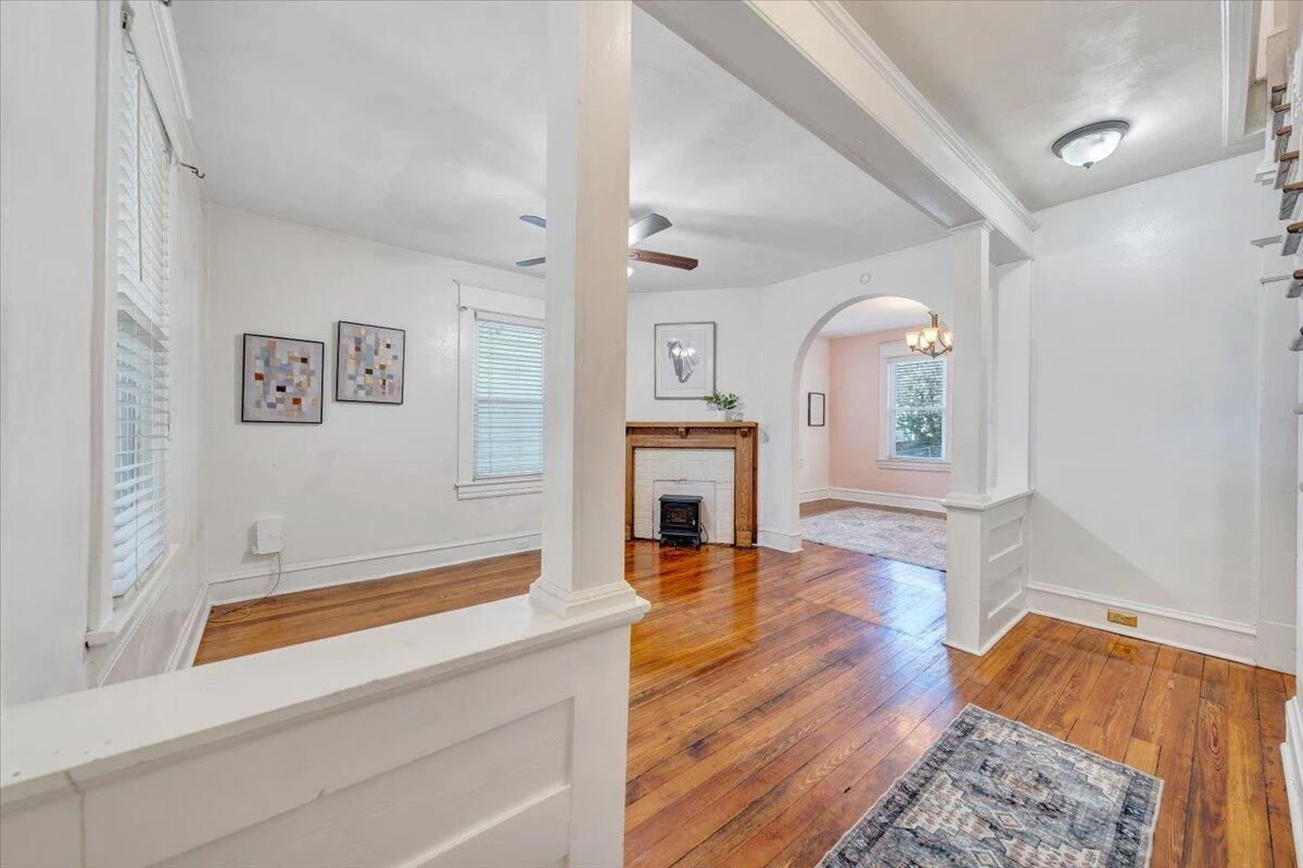 1008 5th ST SE - Photo 13