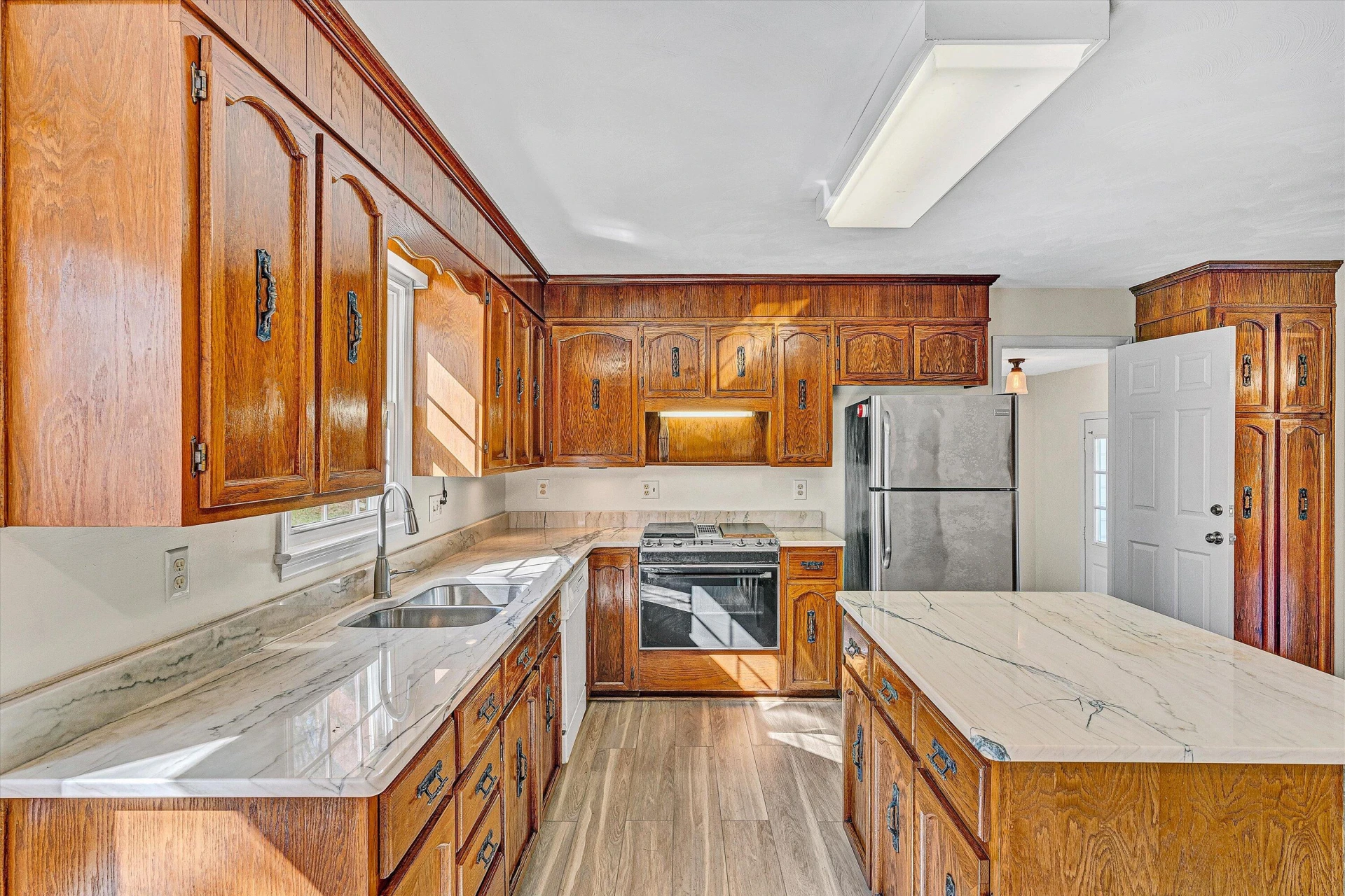 5206 Squires CT - Photo 19