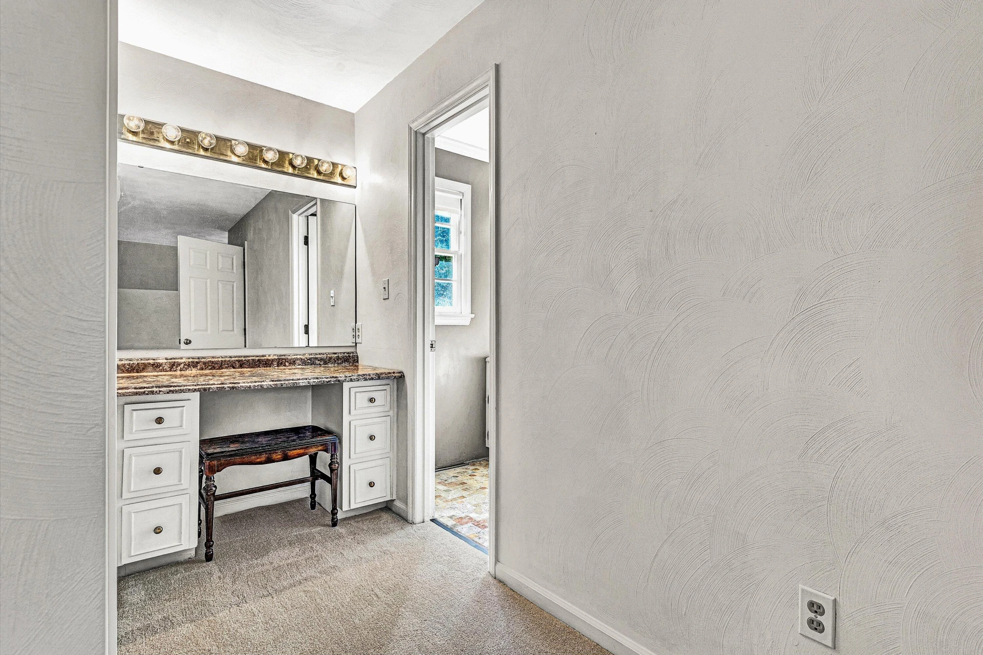 5206 Squires CT - Photo 41