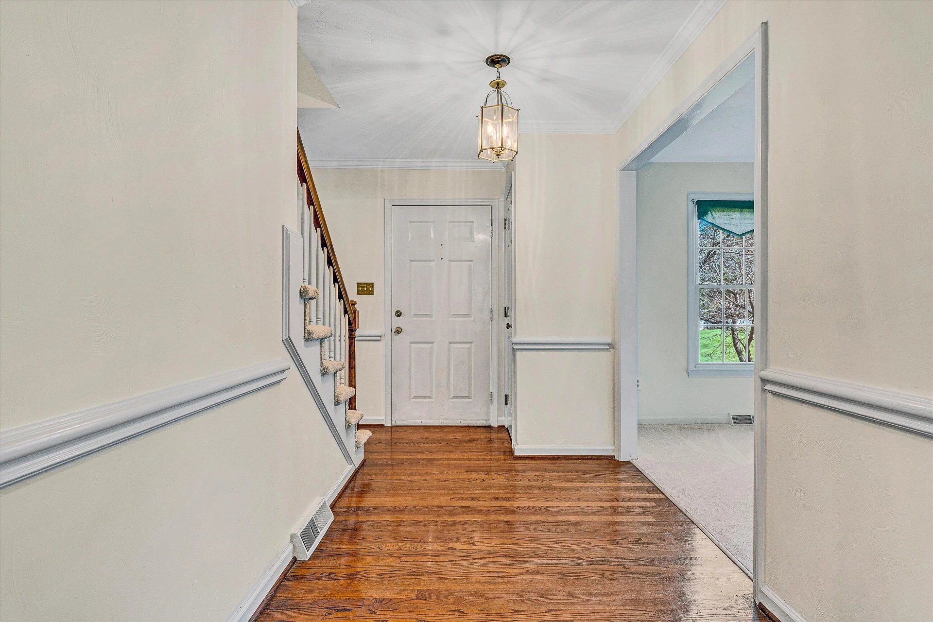 5206 Squires CT - Photo 7