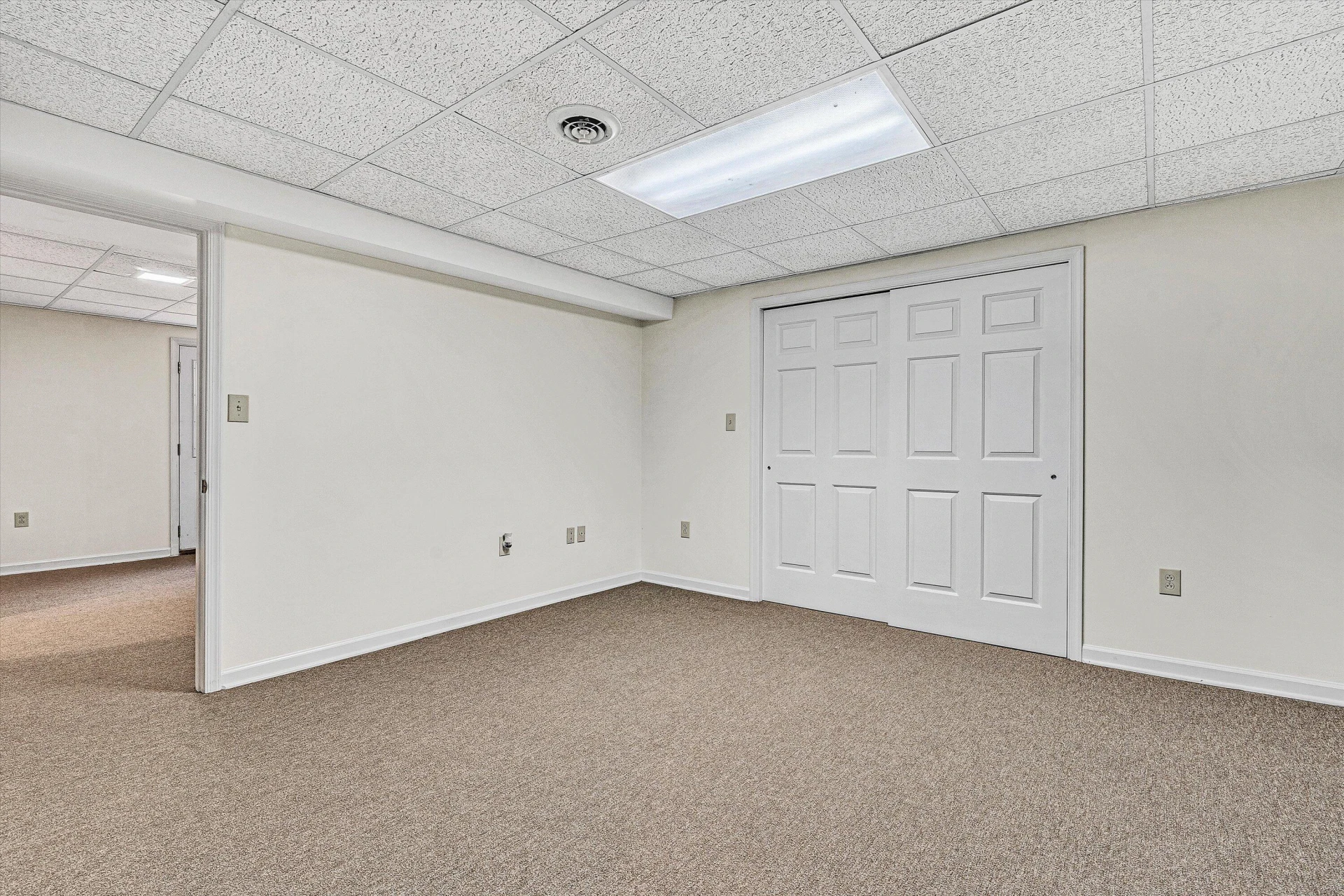 5206 Squires CT - Photo 51