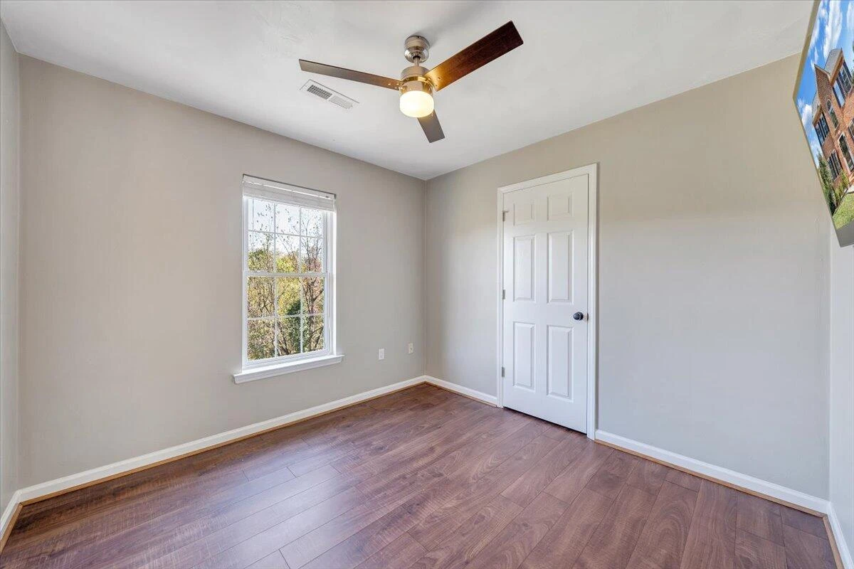 226 Bush DR - Photo 26