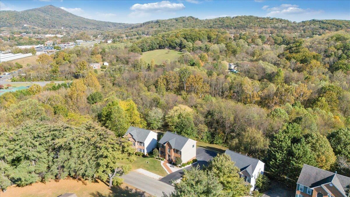 226 Bush DR - Photo 40