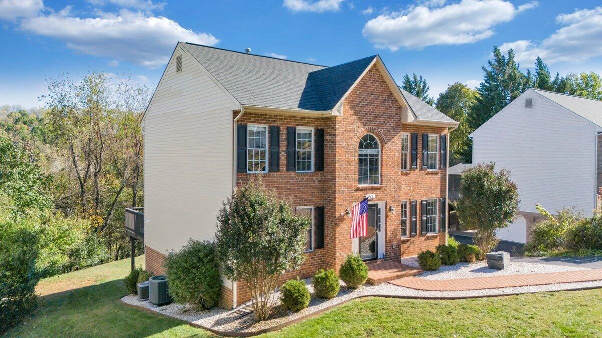 226 Bush DR - Photo 42