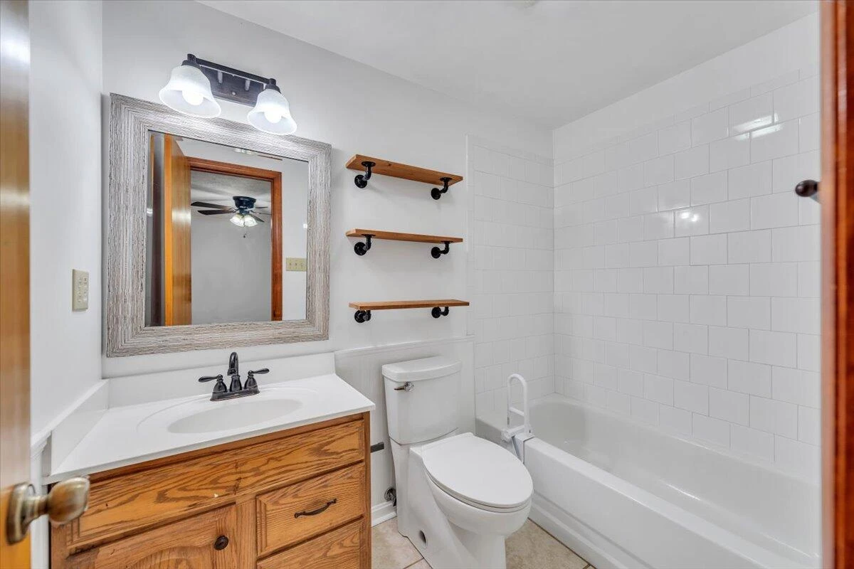 5225 Pitzer RD - Photo 17