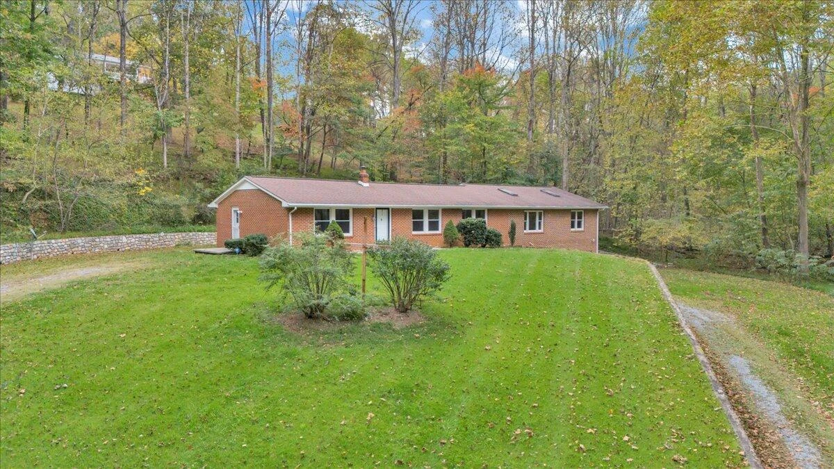 5225 Pitzer RD - Photo 27