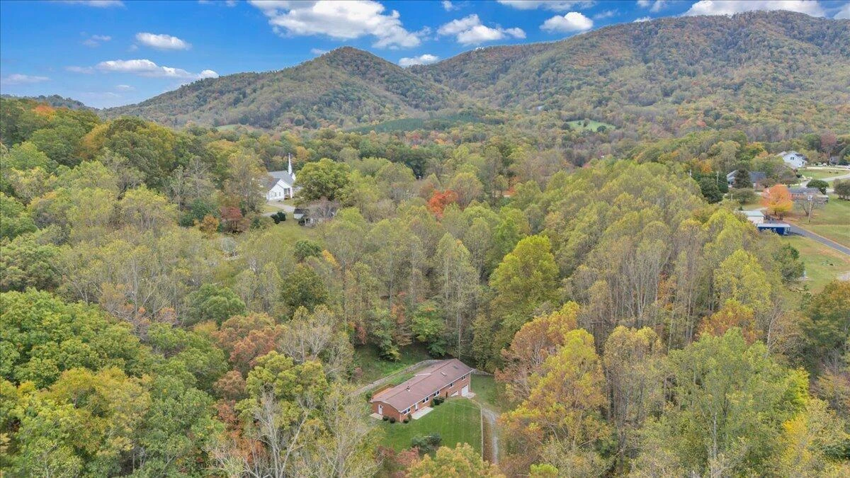 5225 Pitzer RD - Photo 29