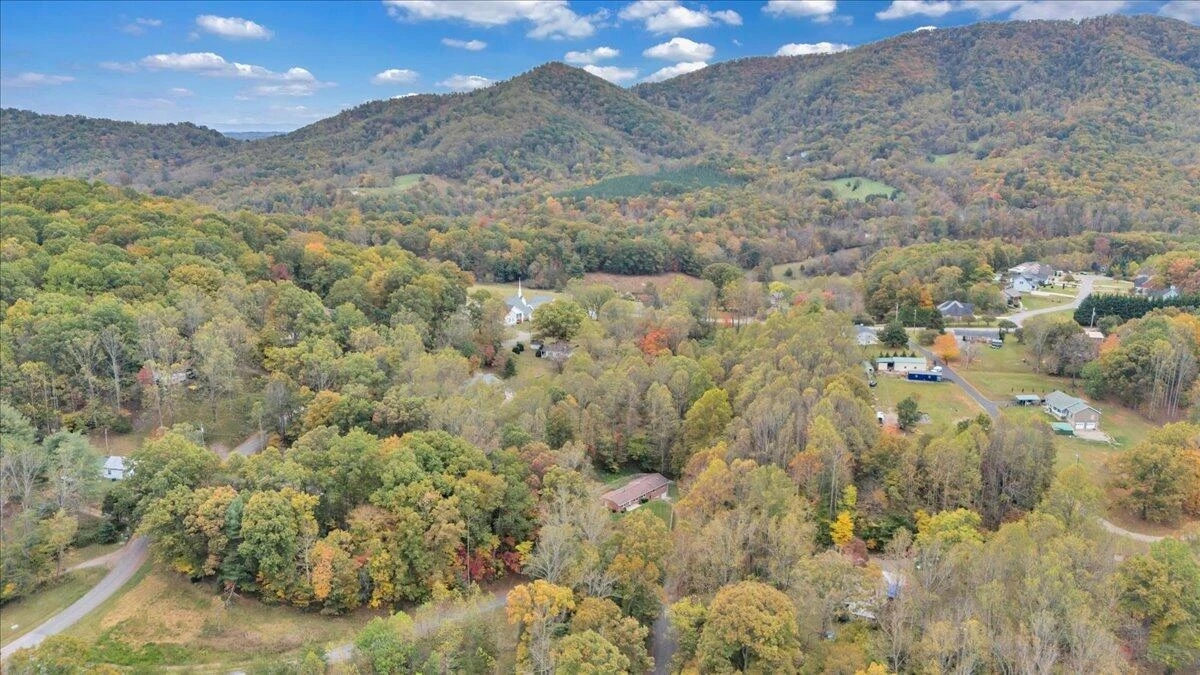 5225 Pitzer RD - Photo 30