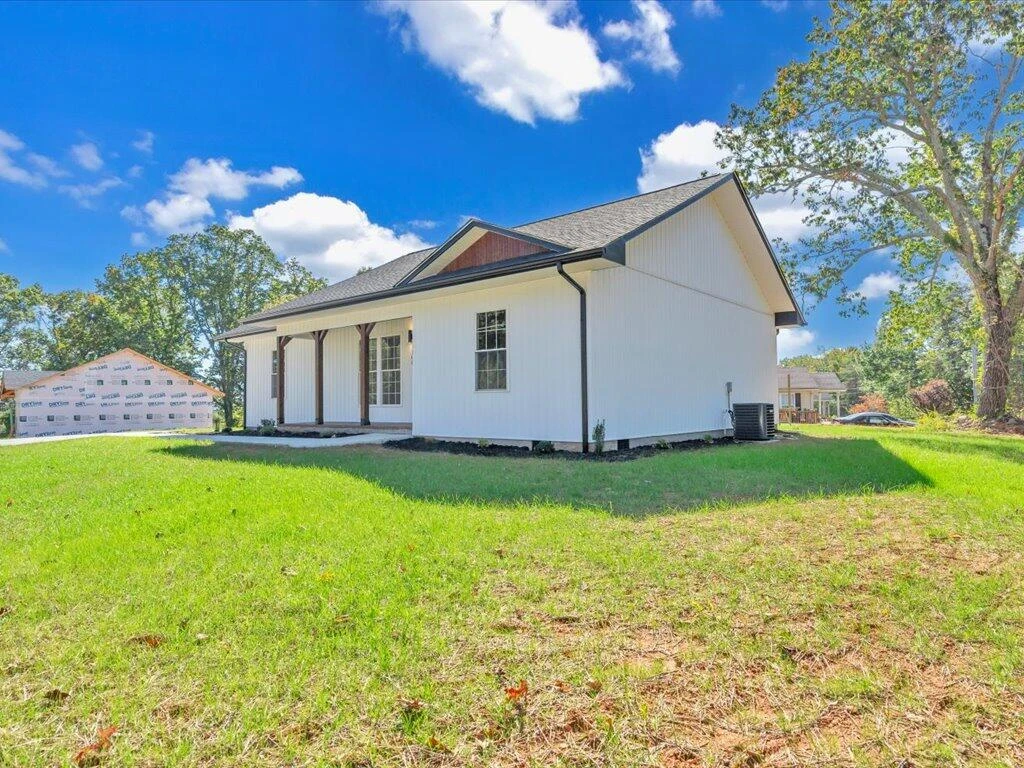 1100 Oakgrove AVE - Photo 38