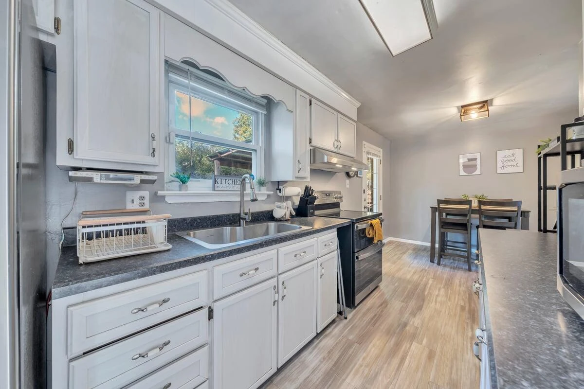 2634 Green Ridge CIR - Photo 10