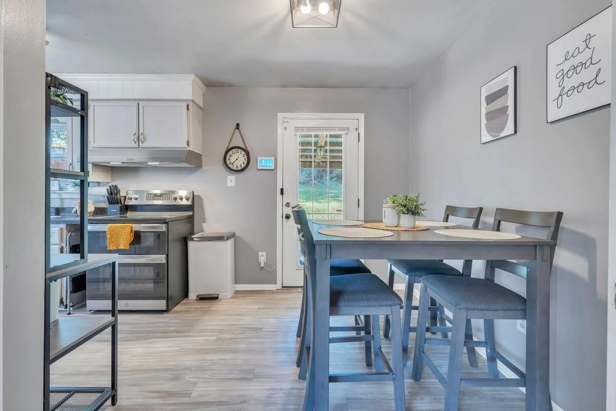 2634 Green Ridge CIR - Photo 4