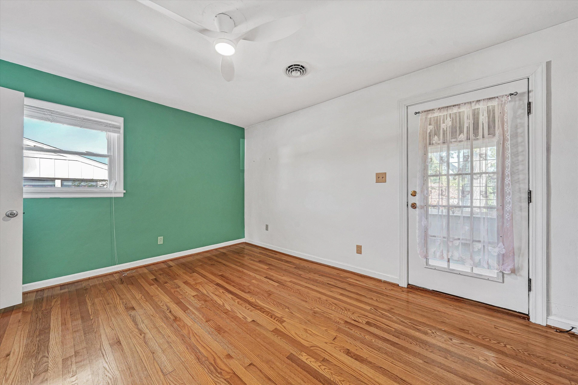3358 Melody AVE - Photo 23
