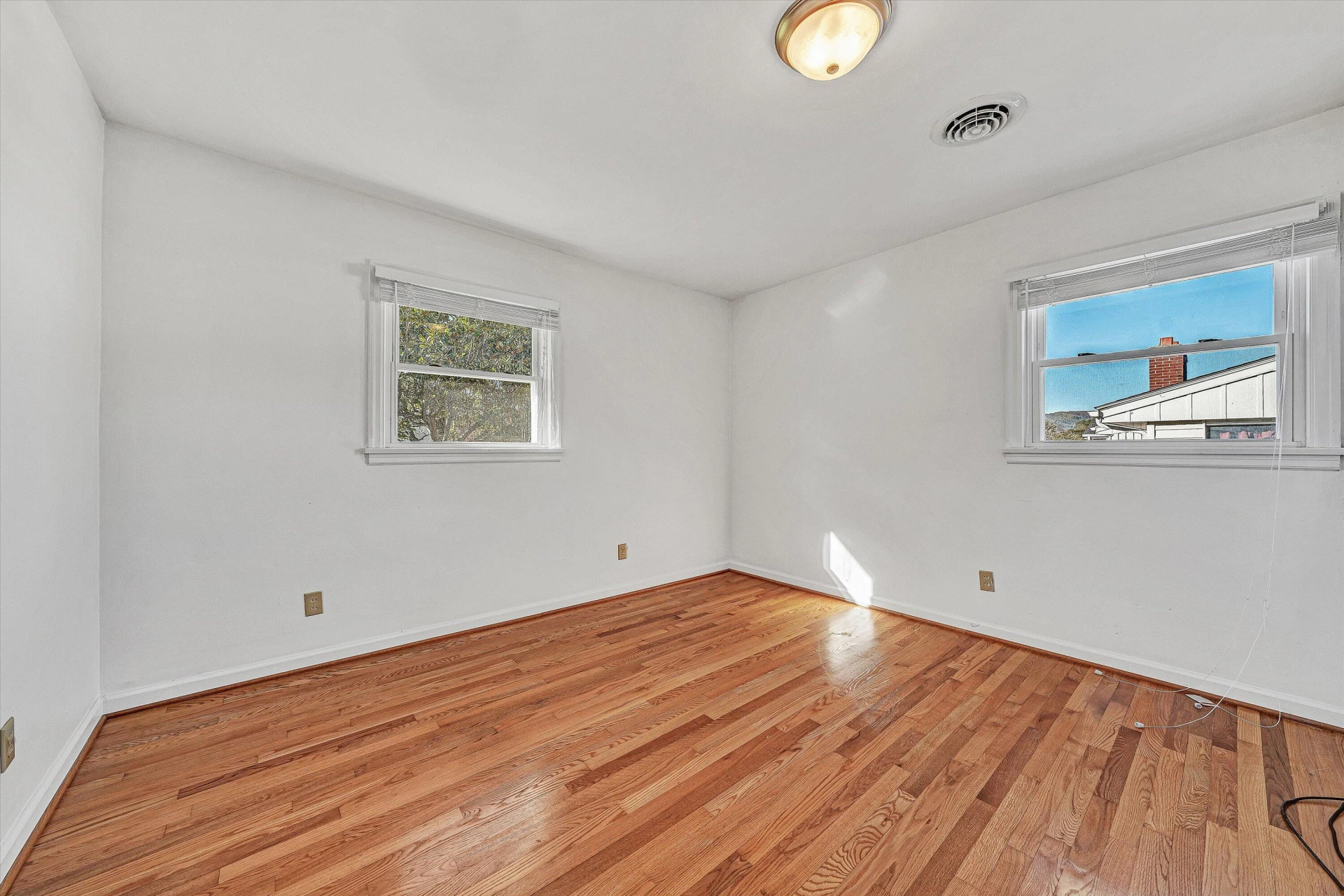 3358 Melody AVE - Photo 32