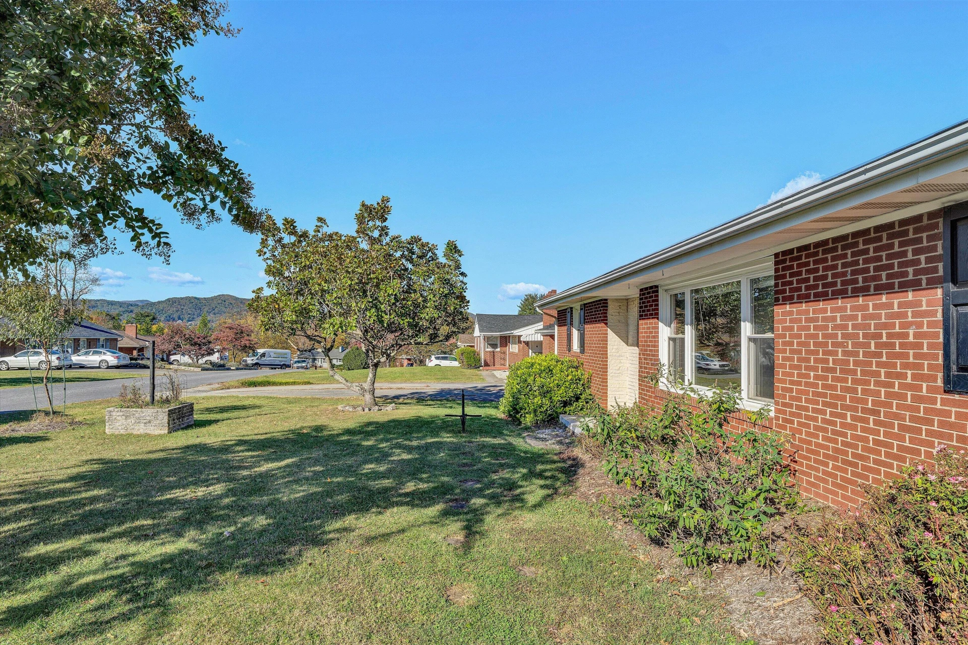 3358 Melody AVE - Photo 8