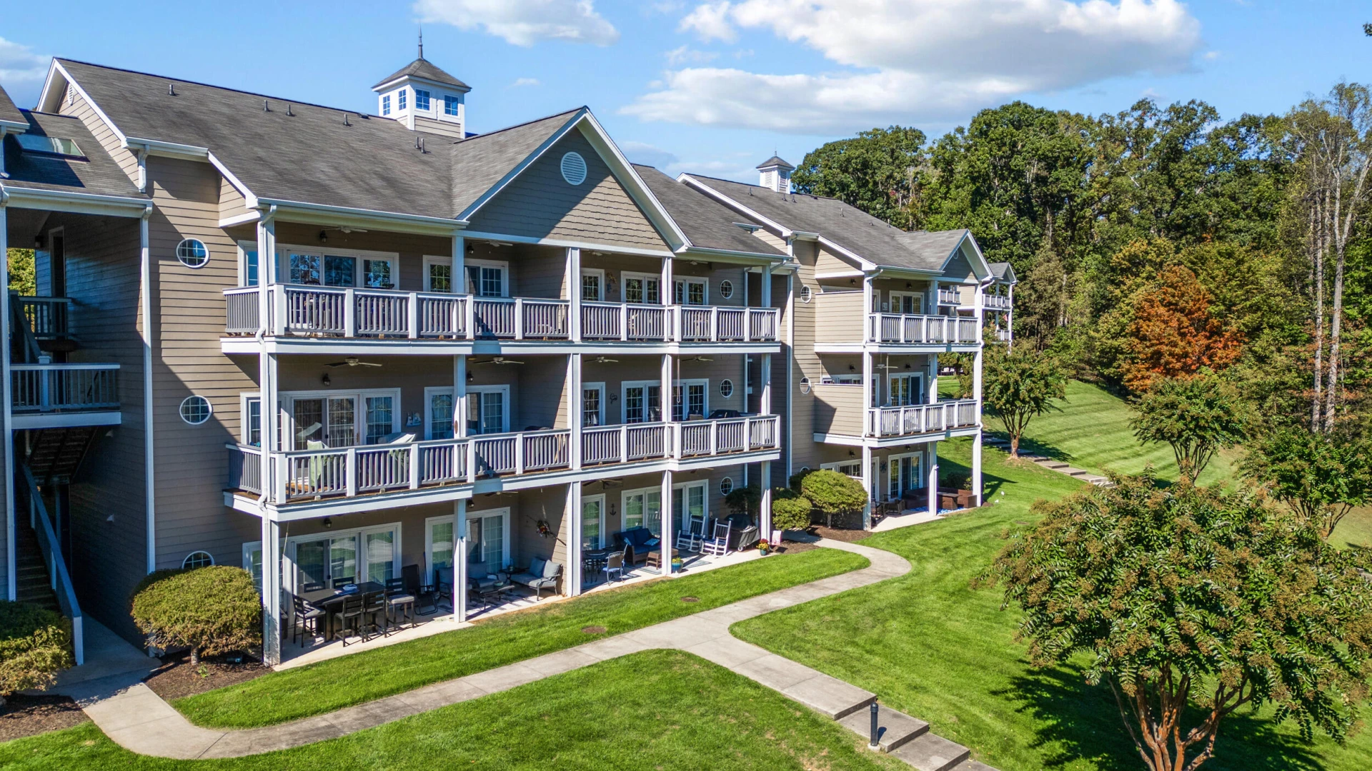 305 S Pointe Shore DR #202 - Photo 12
