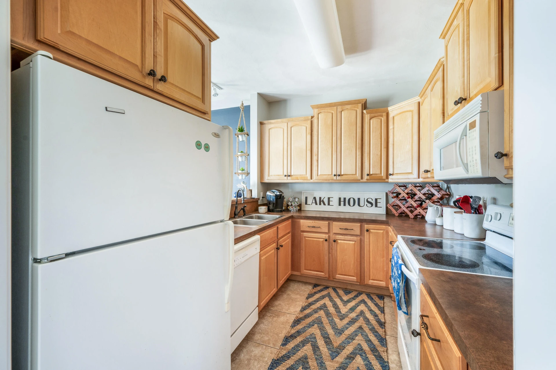 305 S Pointe Shore DR #202 - Photo 26
