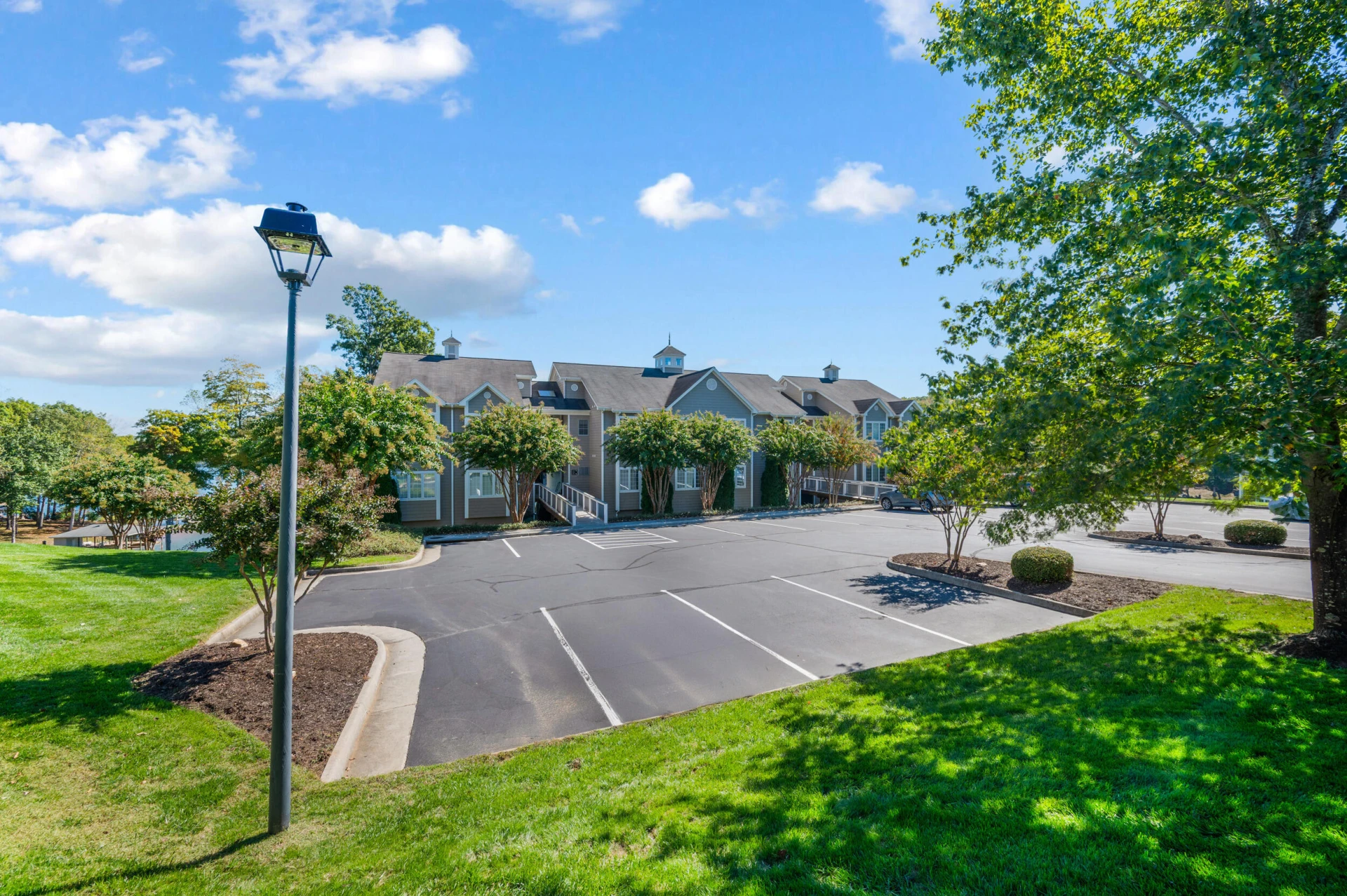 305 S Pointe Shore DR #202 - Photo 60