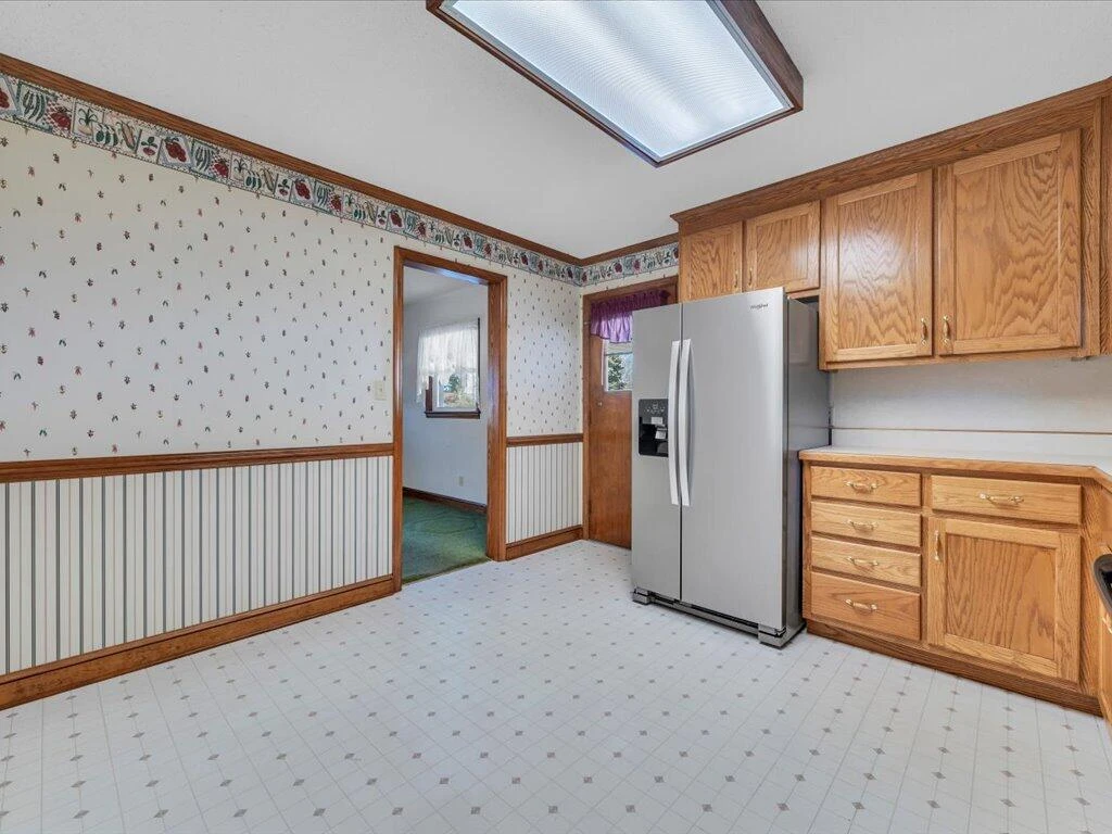 611 Murphy RD - Photo 11