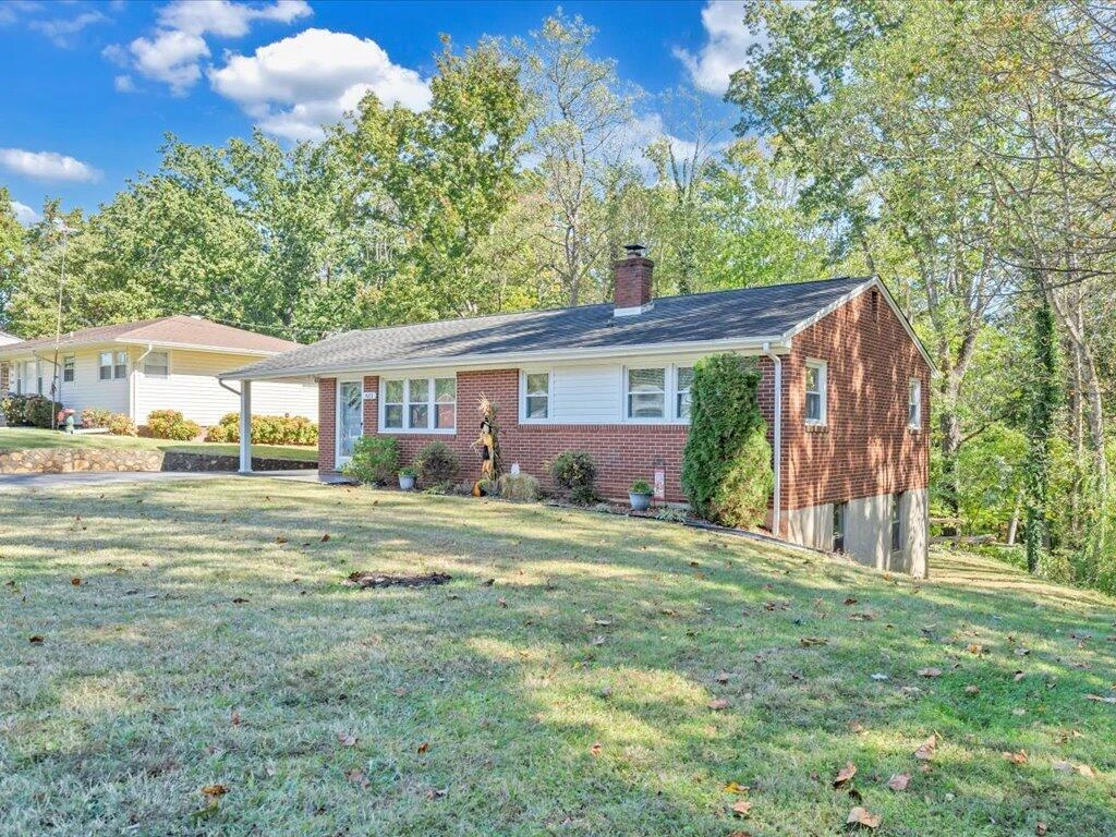 611 Murphy RD - Photo 31