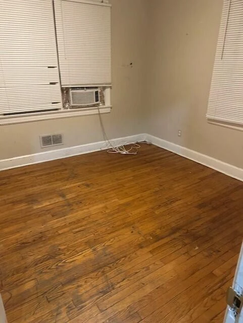 2518 Ravenwood AVE NW - Photo 12