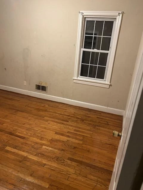 2518 Ravenwood AVE NW - Photo 6