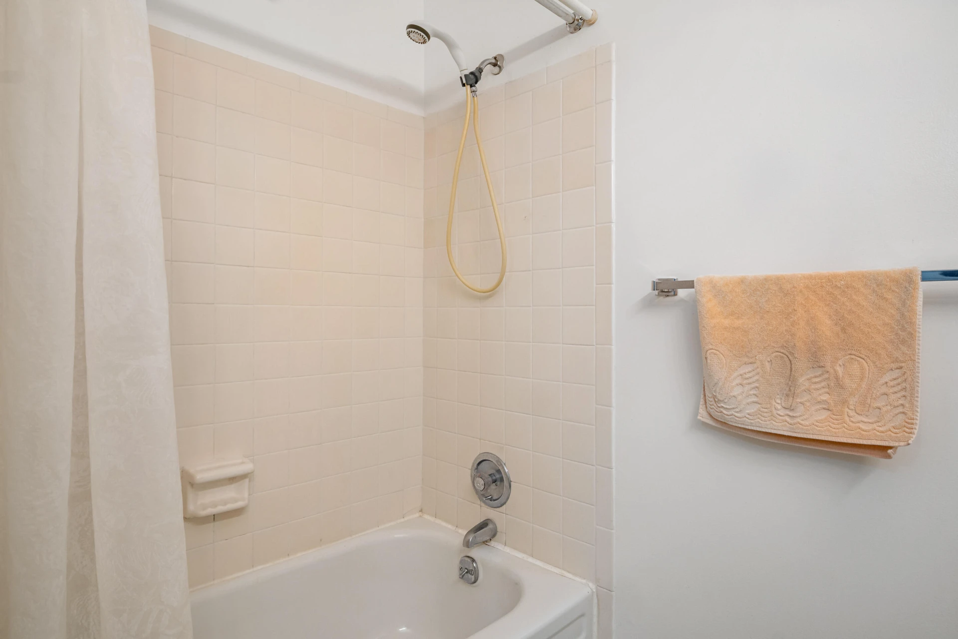 2926 Waxwing CIR - Photo 29