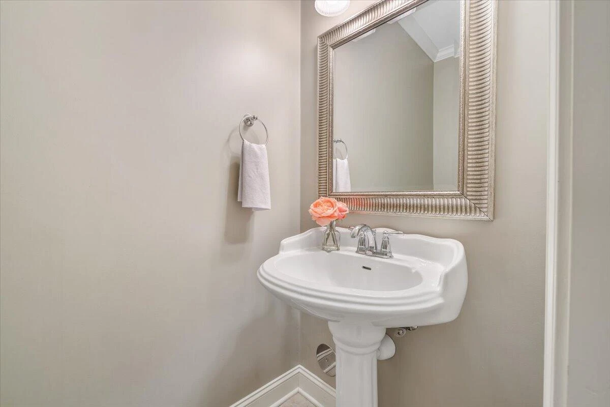 5653 Rockbridge CT - Photo 14