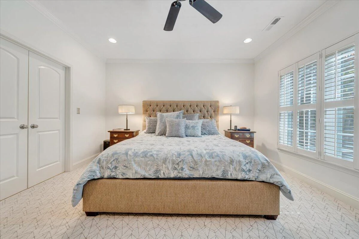 5653 Rockbridge CT - Photo 18