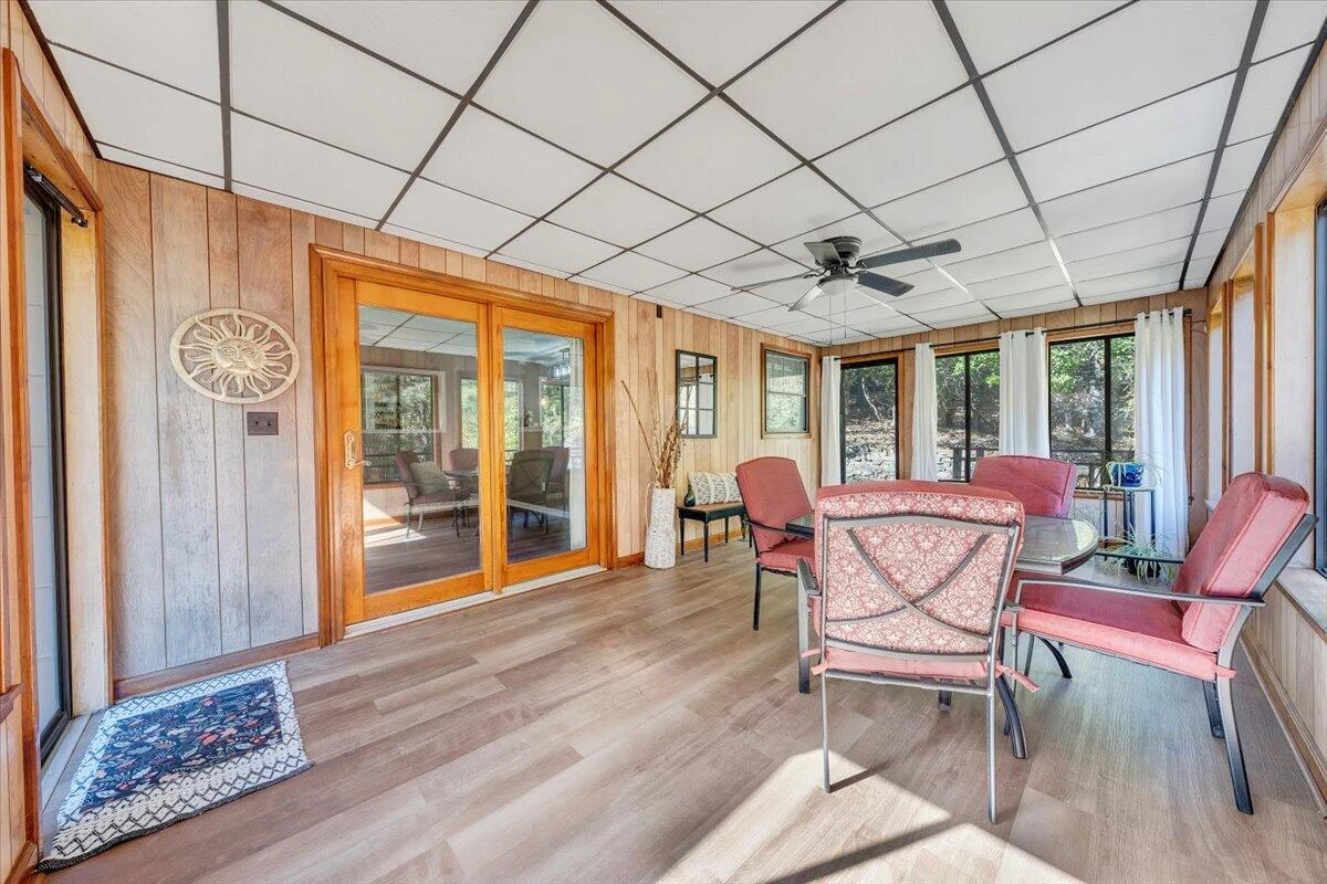 123 N Oakwood RD - Photo 22