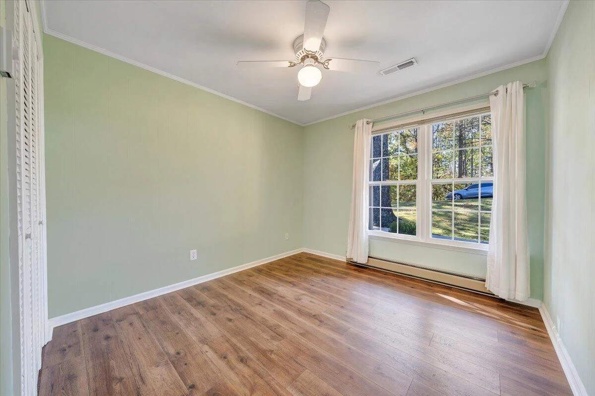 123 N Oakwood RD - Photo 25