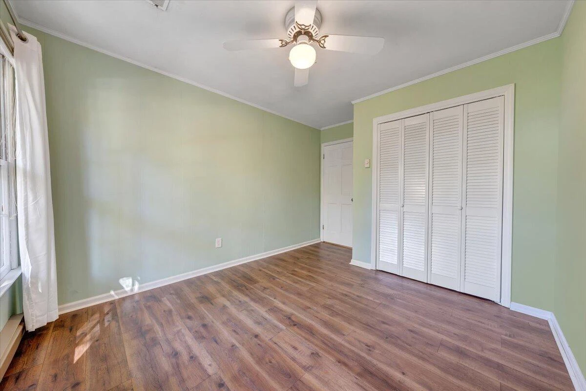 123 N Oakwood RD - Photo 26