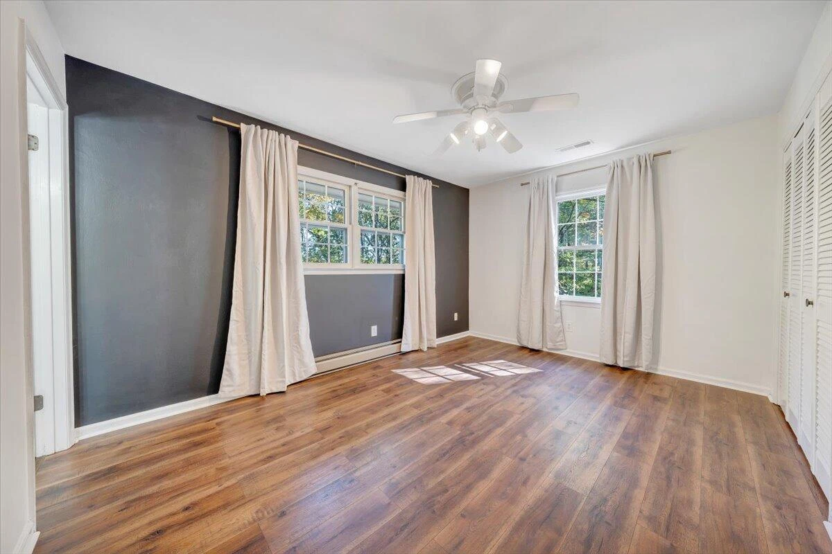123 N Oakwood RD - Photo 29