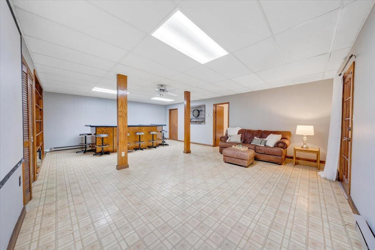 123 N Oakwood RD - Photo 35