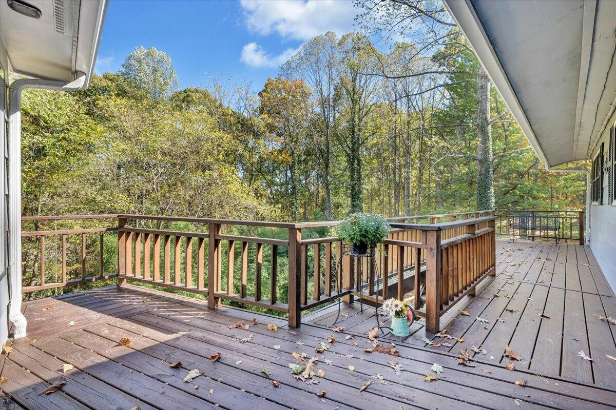 123 N Oakwood RD - Photo 45