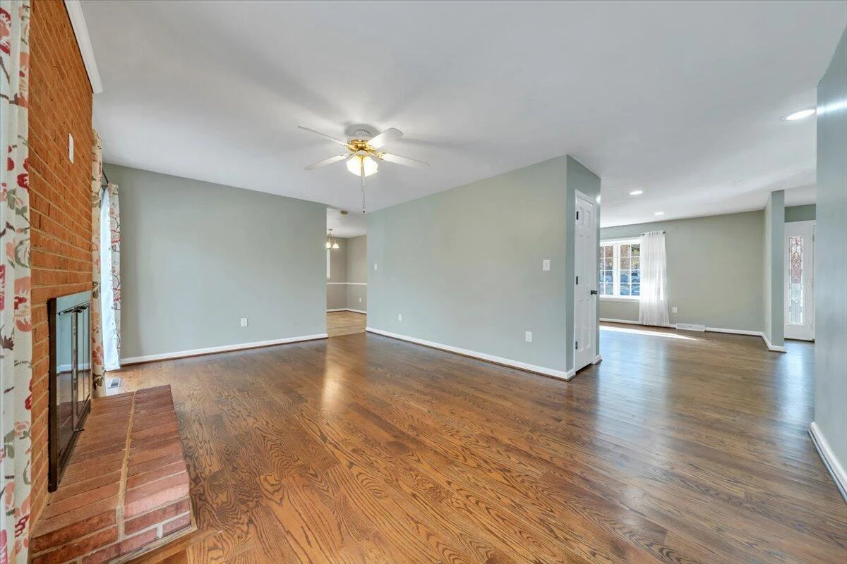1943 Maylin DR - Photo 15