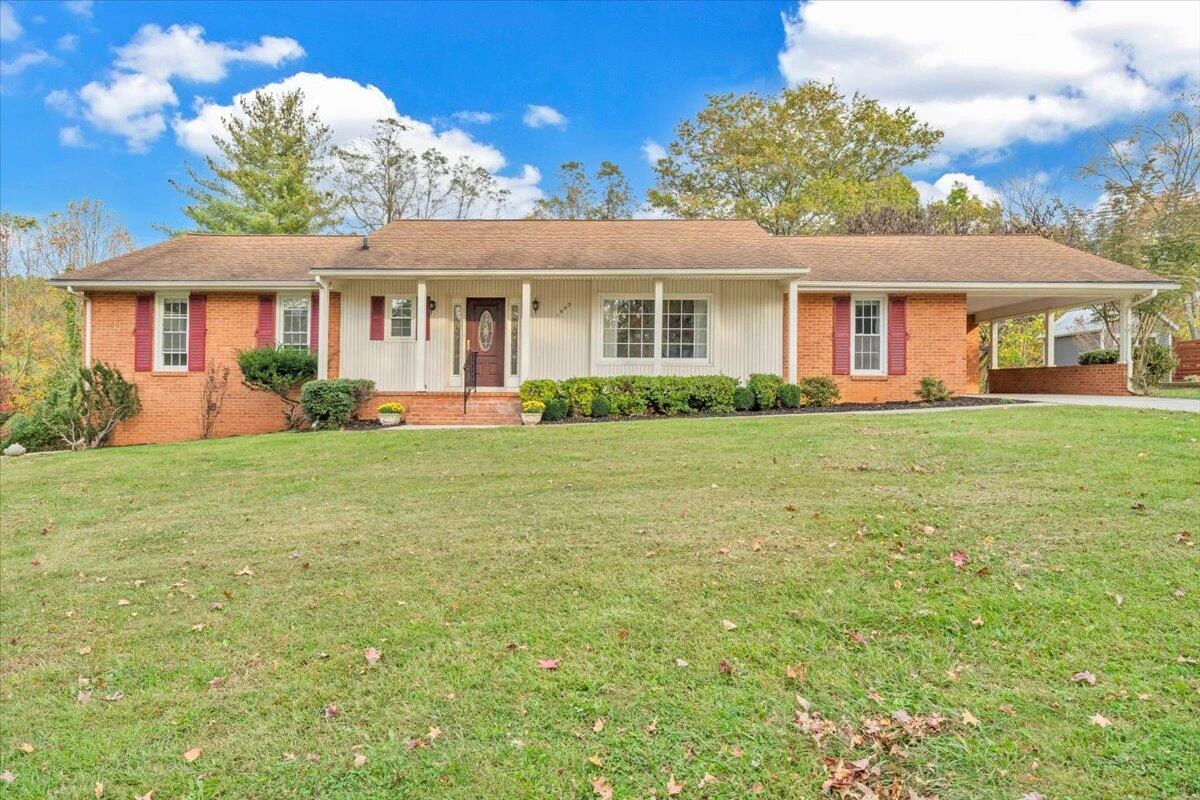 1943 Maylin DR - Photo 40