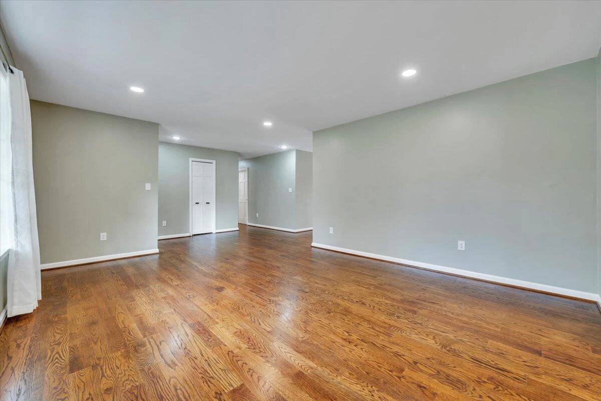 1943 Maylin DR - Photo 6