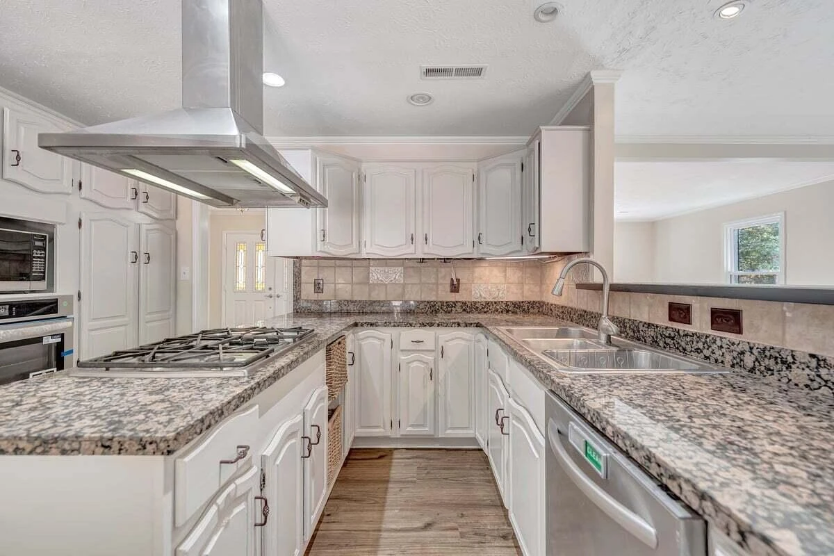 3190 Loch Haven DR - Photo 16