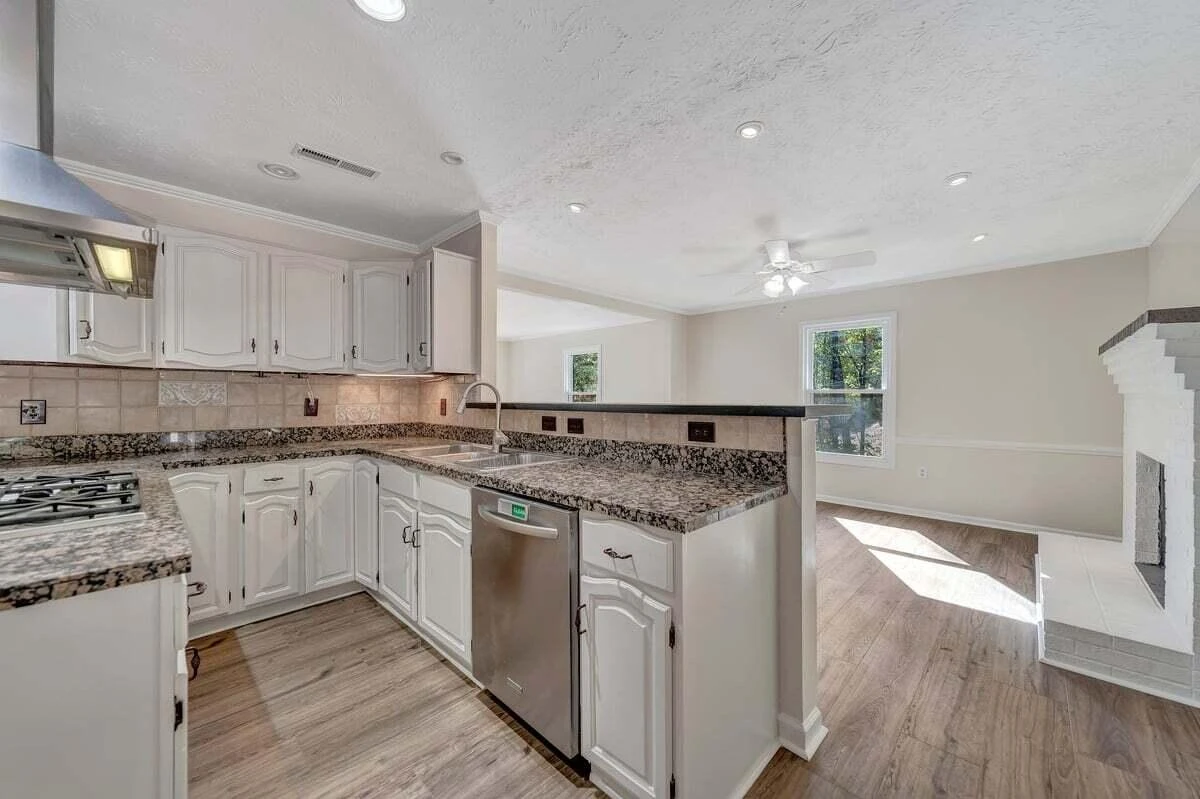 3190 Loch Haven DR - Photo 18