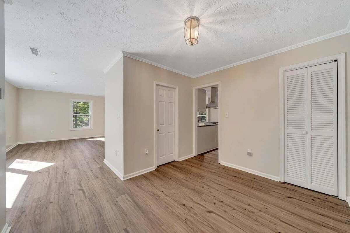 3190 Loch Haven DR - Photo 5