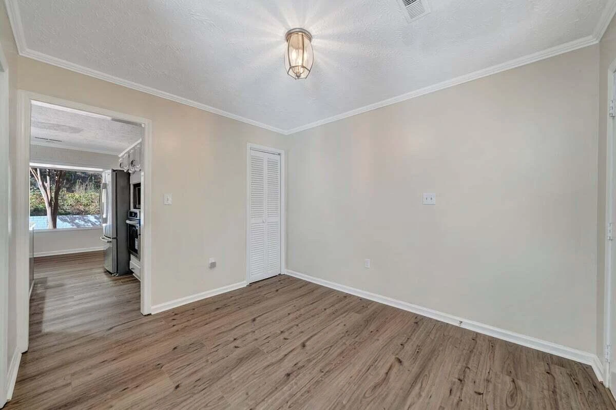 3190 Loch Haven DR - Photo 6