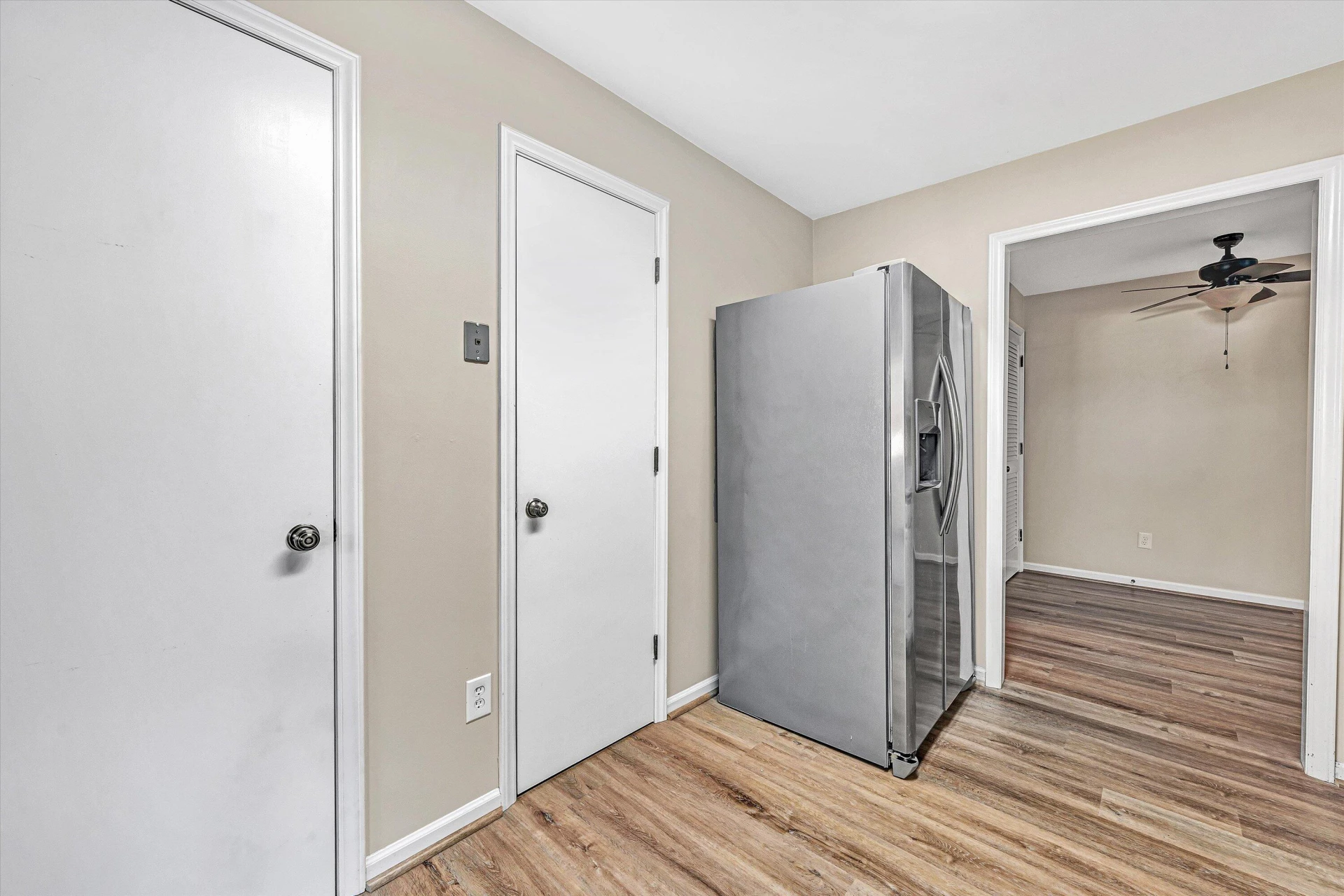 2405 Carriage House CT - Photo 11
