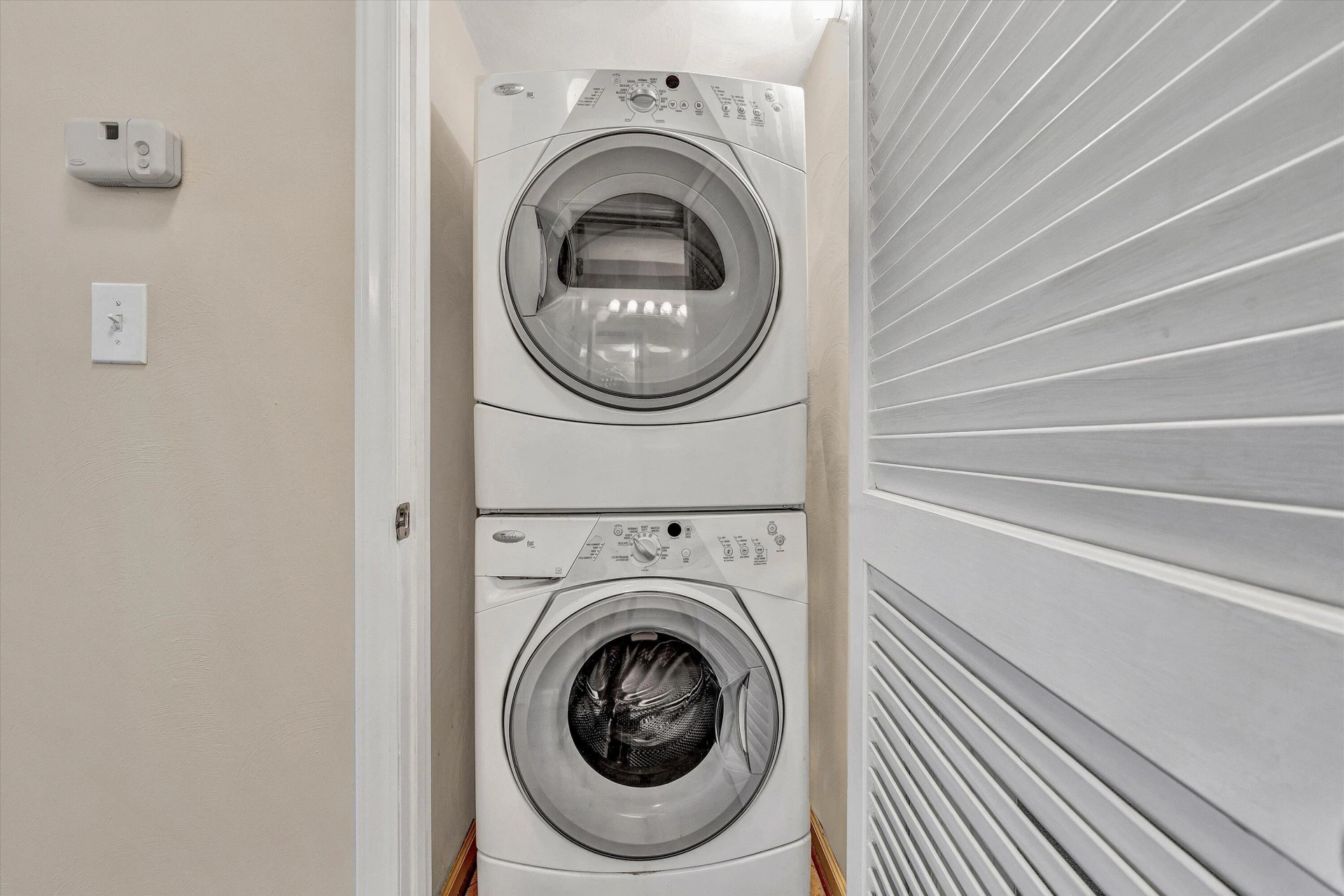 2405 Carriage House CT - Photo 15