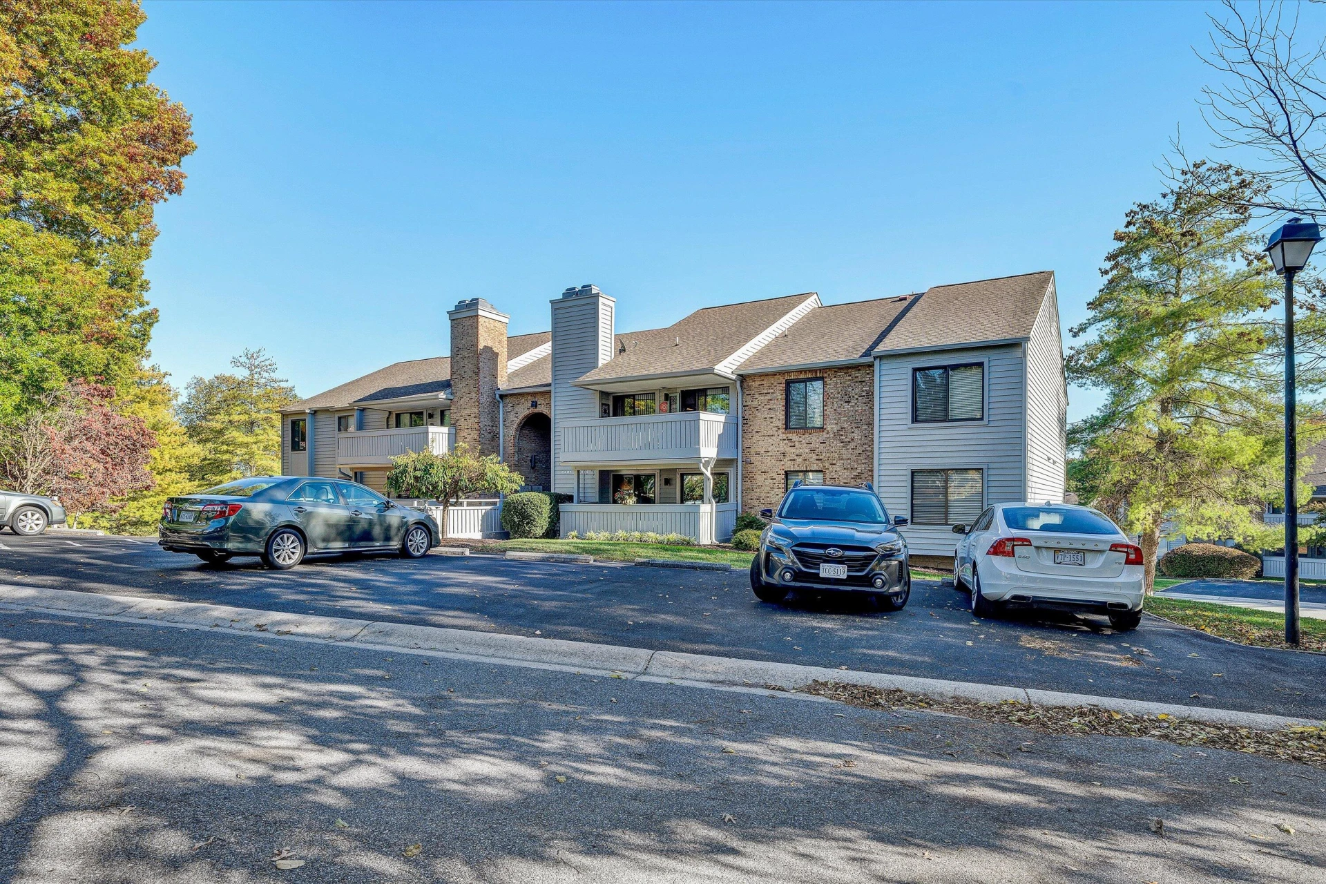 2405 Carriage House CT - Photo 21