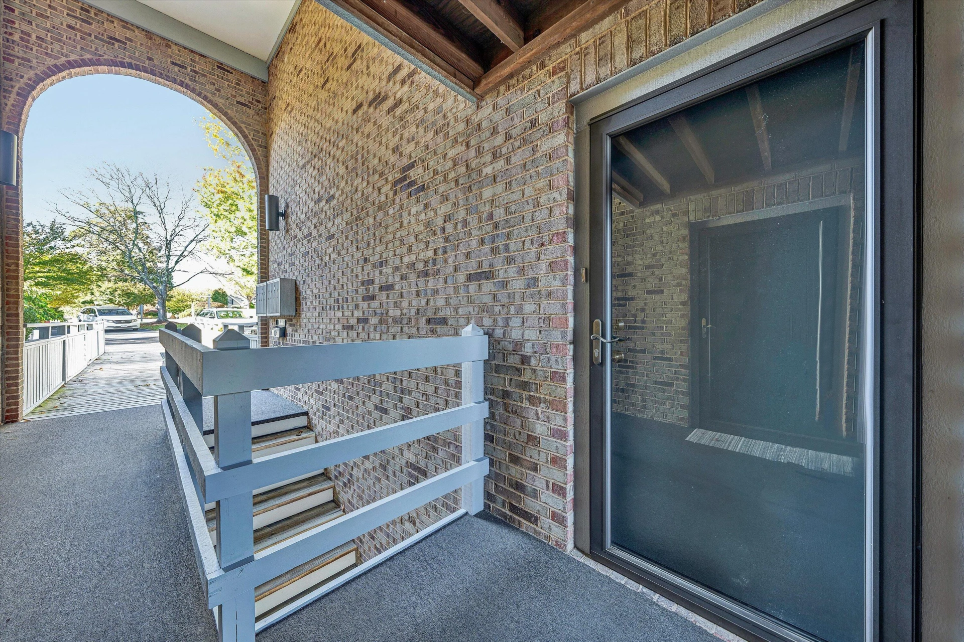 2405 Carriage House CT - Photo 4