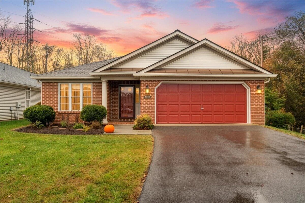 4558 Colonial Place DR