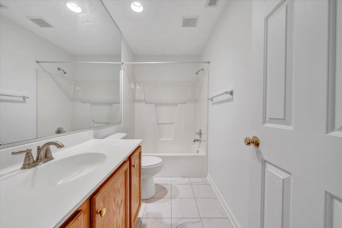 4558 Colonial Place DR - Photo 22