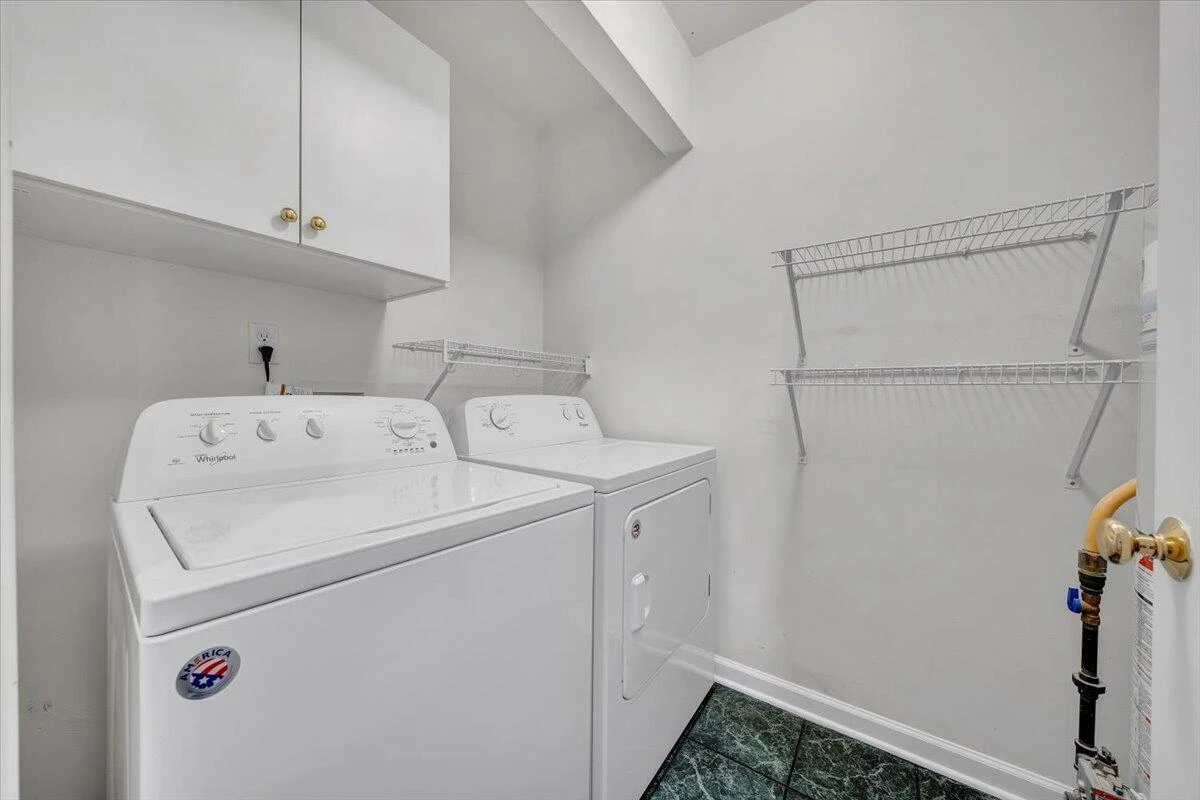 4558 Colonial Place DR - Photo 24