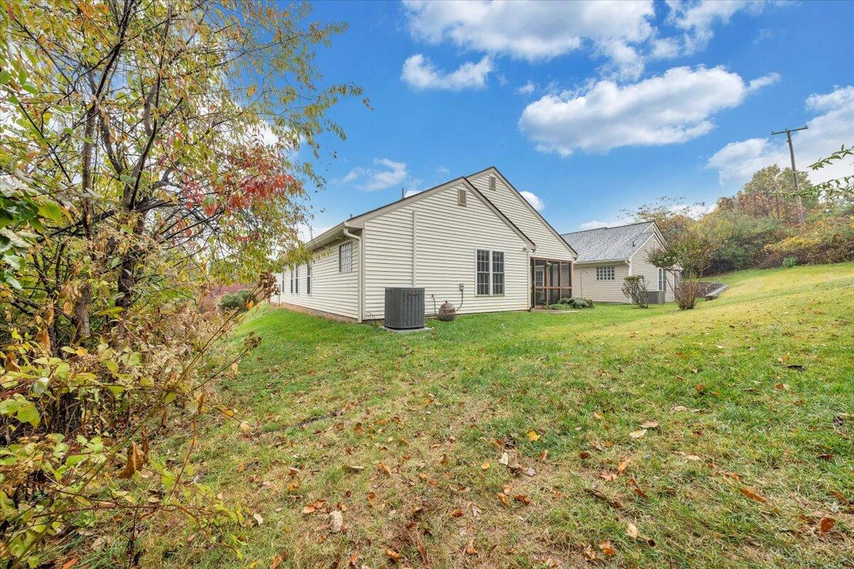 4558 Colonial Place DR - Photo 26